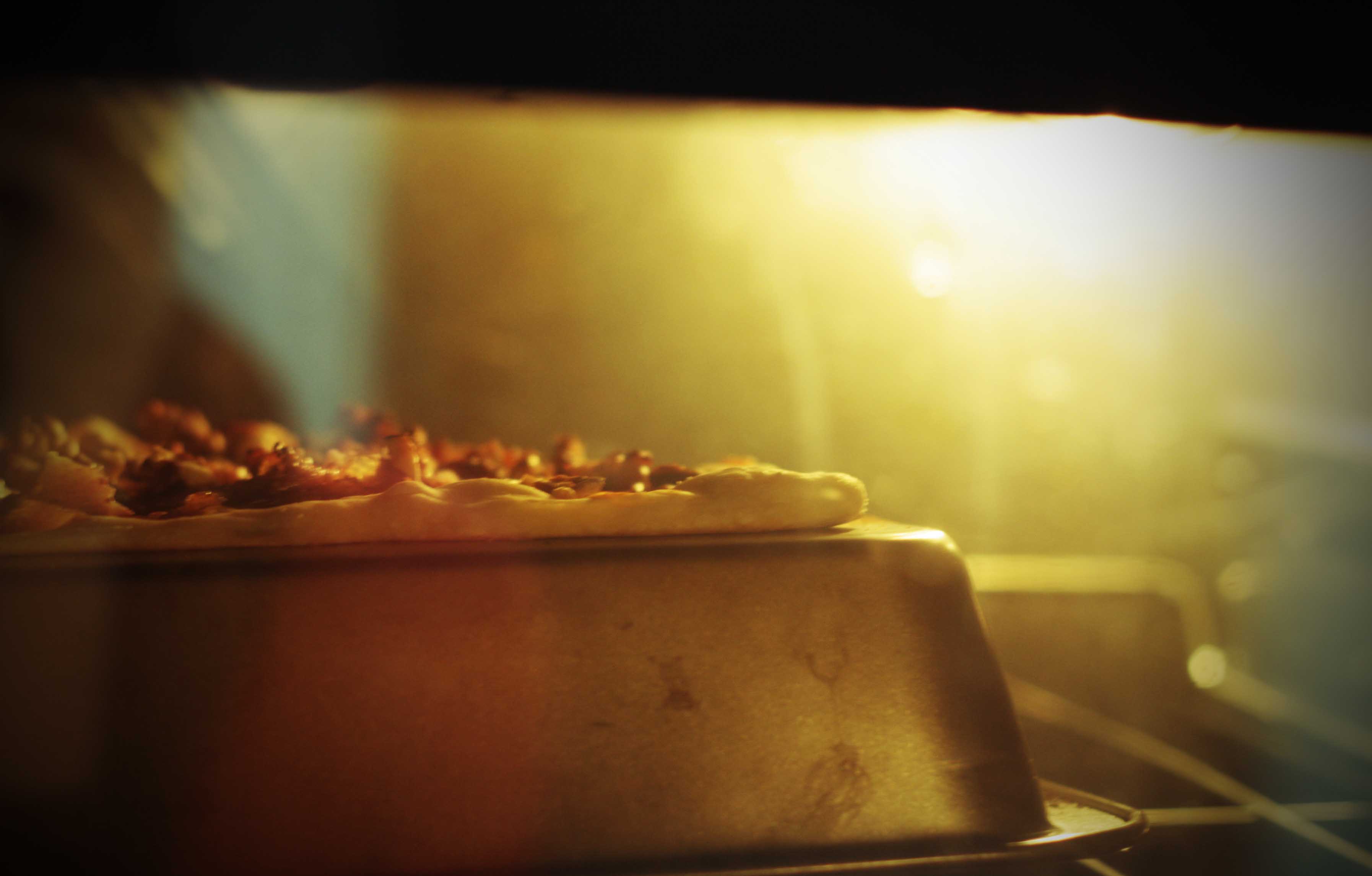 lomo-pzza-in-oven_edited-1